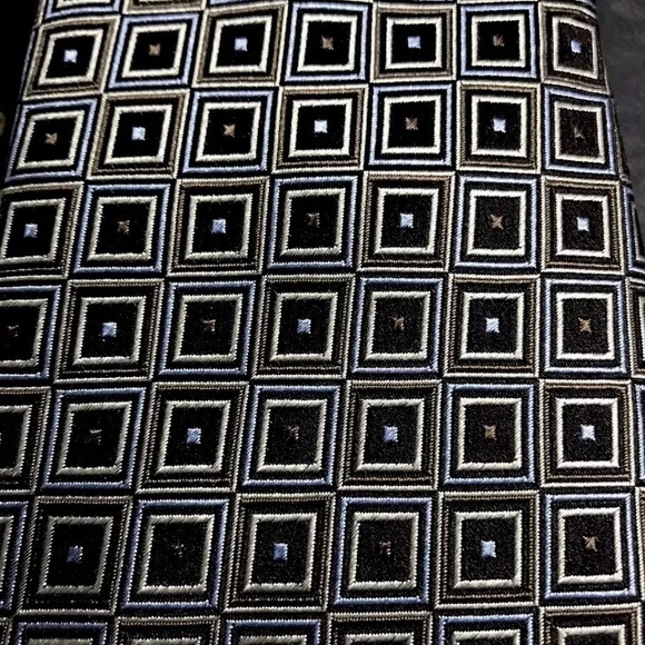 PRESIDENT DONALD J TRUMP Signature Collection Tie - Picture 3 of 8